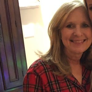 Meet your Posher, Felicia